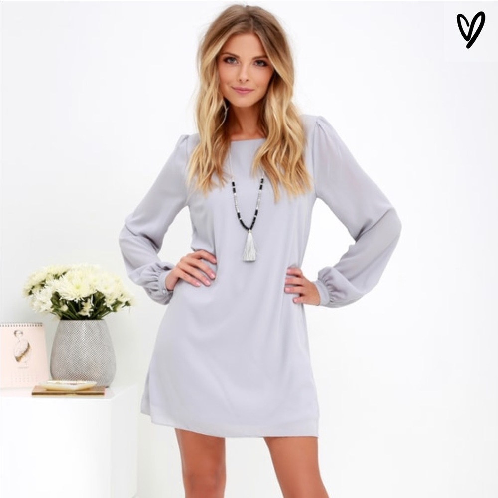 NWOT Lulus grey long sleeve dress.
